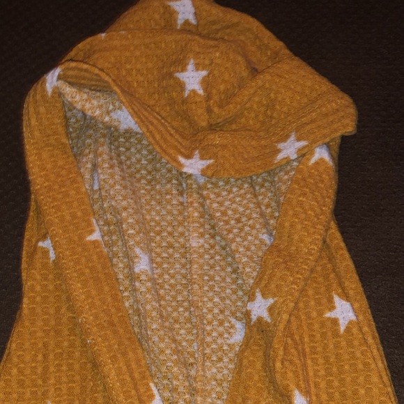 Sweatshirt - Picture 3 of 4